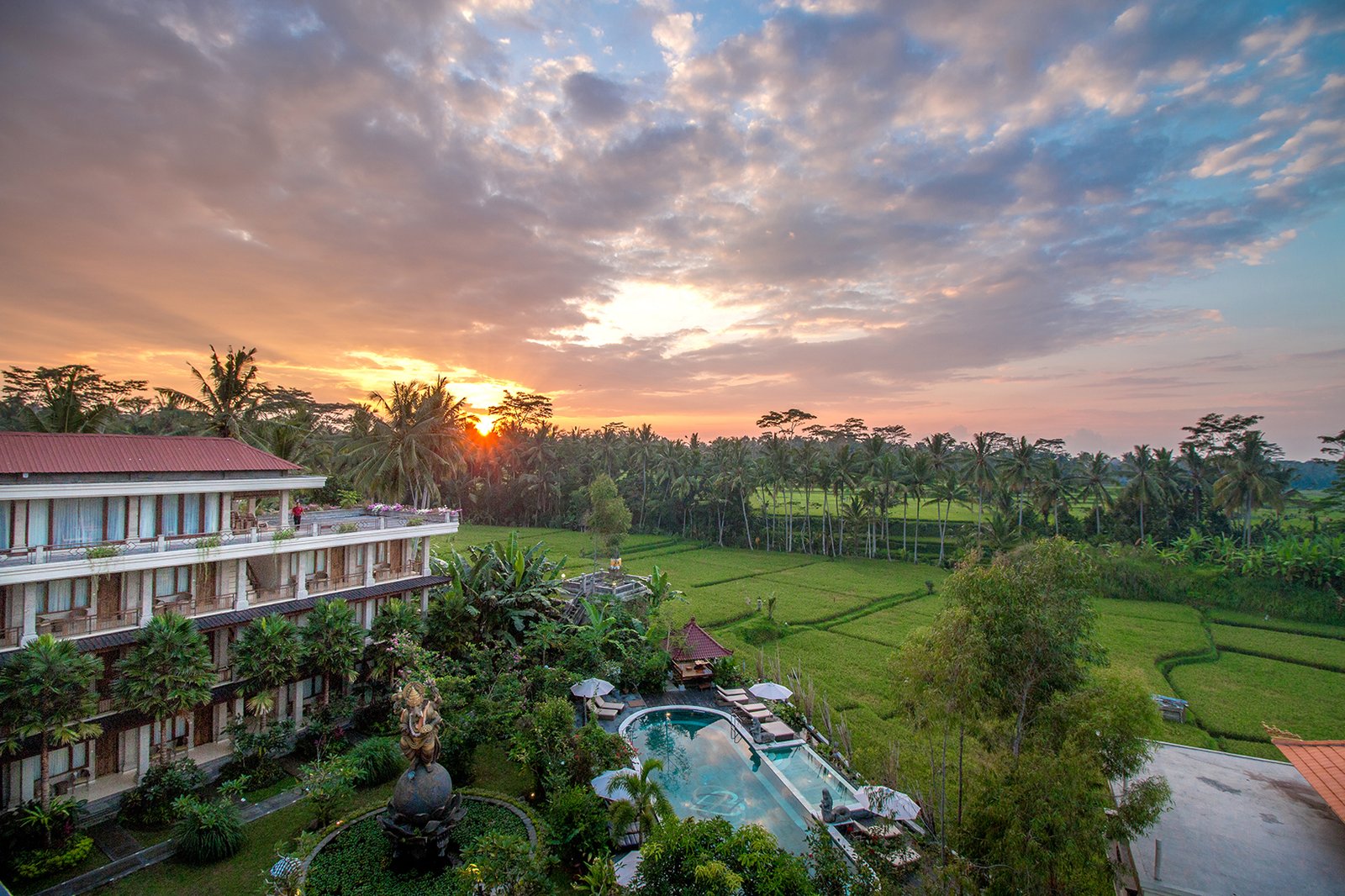 yoga teacher training in bali
